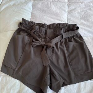 Athleta High Waist pull on Shorts